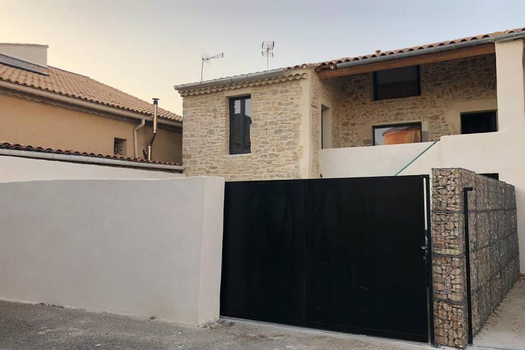Villa Charmante Maison Face A L'Eglise De Codolet Exterior foto